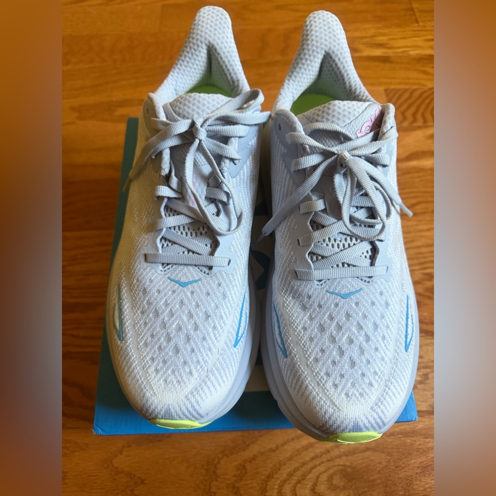 Hoka shoe